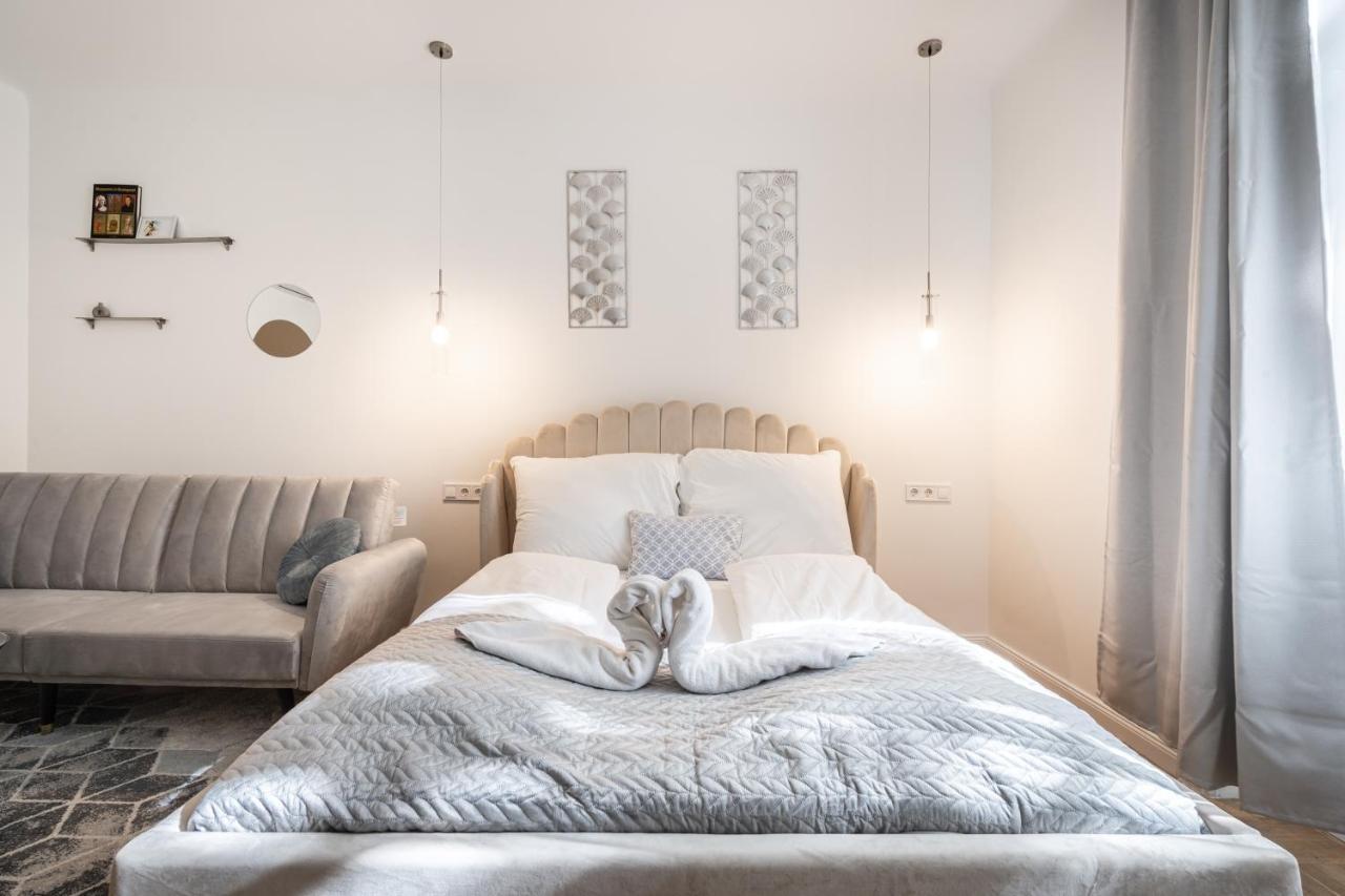 D71 - Central Cozy Suite, Best Location By Bqa Budapest Eksteriør billede