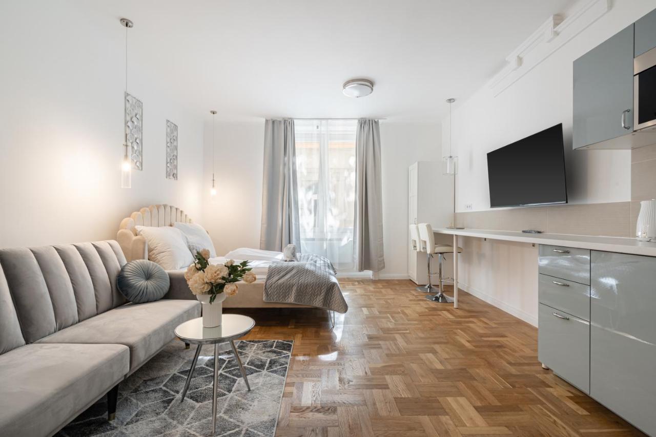 D71 - Central Cozy Suite, Best Location By Bqa Budapest Eksteriør billede